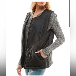Socialite quilted black vest